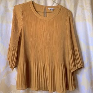 Naked Zebra sz m Mustard Crinkle Pleat Blouse